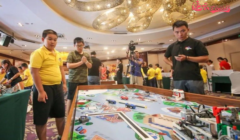 山东少儿编程:从世界互联网大会上看“少儿编程”~济南少儿编程~少儿编程(图6) 山东少儿编程:从世界互联网大会上看“少儿编程”~济南少儿编程~少儿编程(图6)