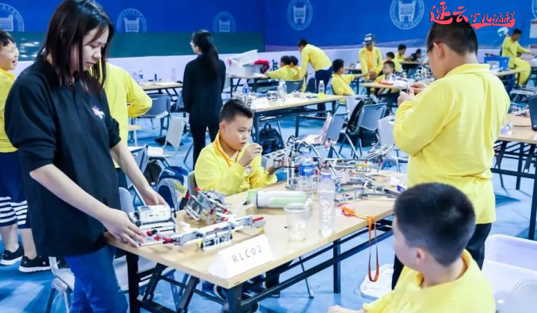 山东少儿编程:从世界互联网大会上看“少儿编程”~济南少儿编程~少儿编程(图7) 山东少儿编程:从世界互联网大会上看“少儿编程”~济南少儿编程~少儿编程(图7)