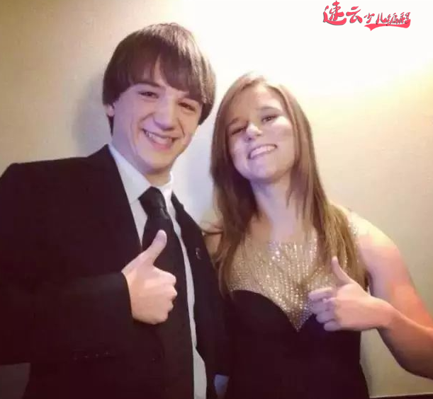 济南少儿编程:17岁女孩用人工智能,编写出了预测癌症的程序!~山东少儿编程~少儿编程(图7) 济南少儿编程:17岁女孩用人工智能,编写出了预测癌症的程序!~山东少儿编程~少儿编程(图7)