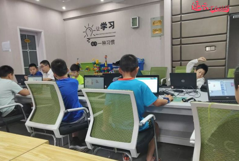 济南机器人编程：编程教育，为孩子未来增加筹码！山东机器人编程~机器人编程(图4)