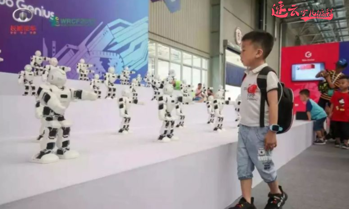 济南机器人编程：从2019世界机器人大会上看编程教育！~山东机器人编程~机器人编程(图5)