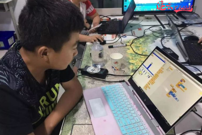 山东少儿编程:少儿编程课太火了,体验了一节课,真的不如小学生!~济南少儿编程~少儿编程(图4) 山东少儿编程:少儿编程课太火了,体验了一节课,真的不如小学生!~济南少儿编程~少儿编程(图4)