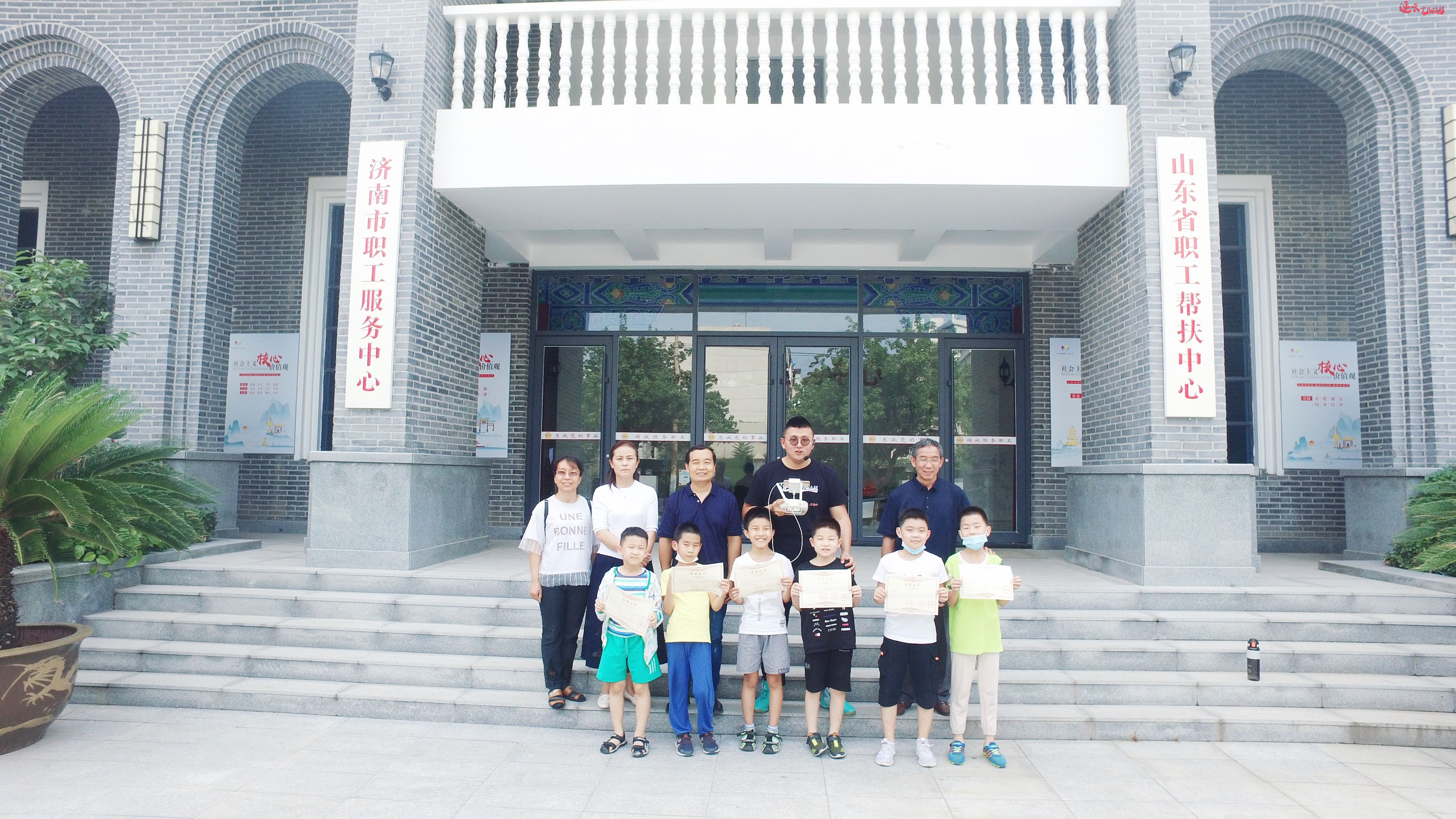 无人机编程：家长们必须知道的机器人编程教育！~济南无人机编程~山东无人机编程(图3)